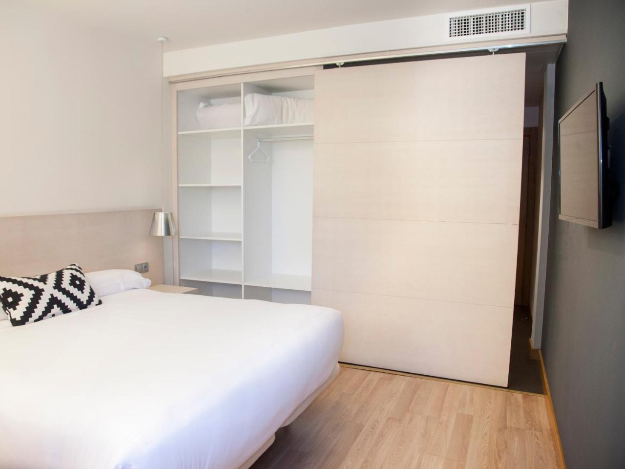 סוריה Hotel Restaurante Cadosa מראה חיצוני תמונה